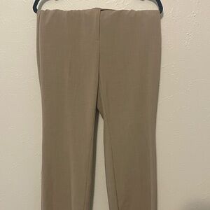 White House Black Market Woman’s Dress Pants Beige Tan Size 6 Straight Leg Work